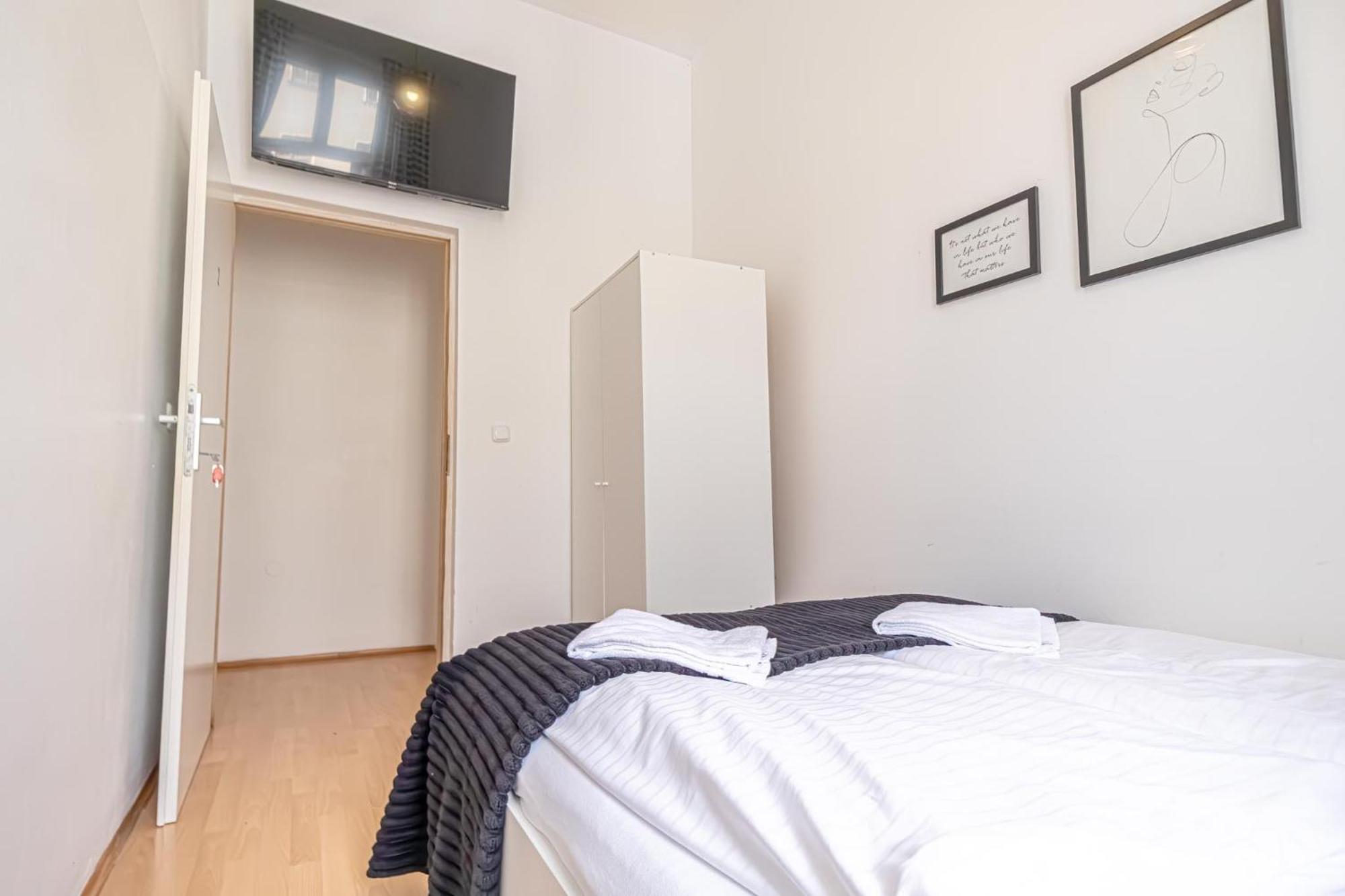 Sweet 3Br Shared Apt Near Wiener Stadthalle & Central Buitenkant foto